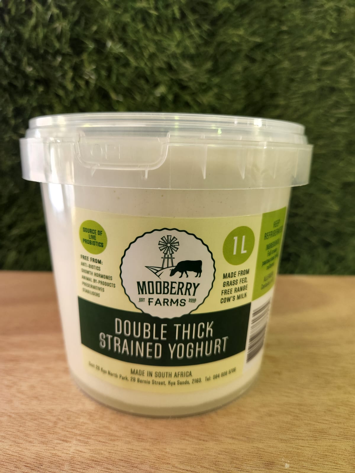 Mooberry Free-Range Natural Yoghurt Raw